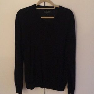 Men’s light weight merino wool sweater